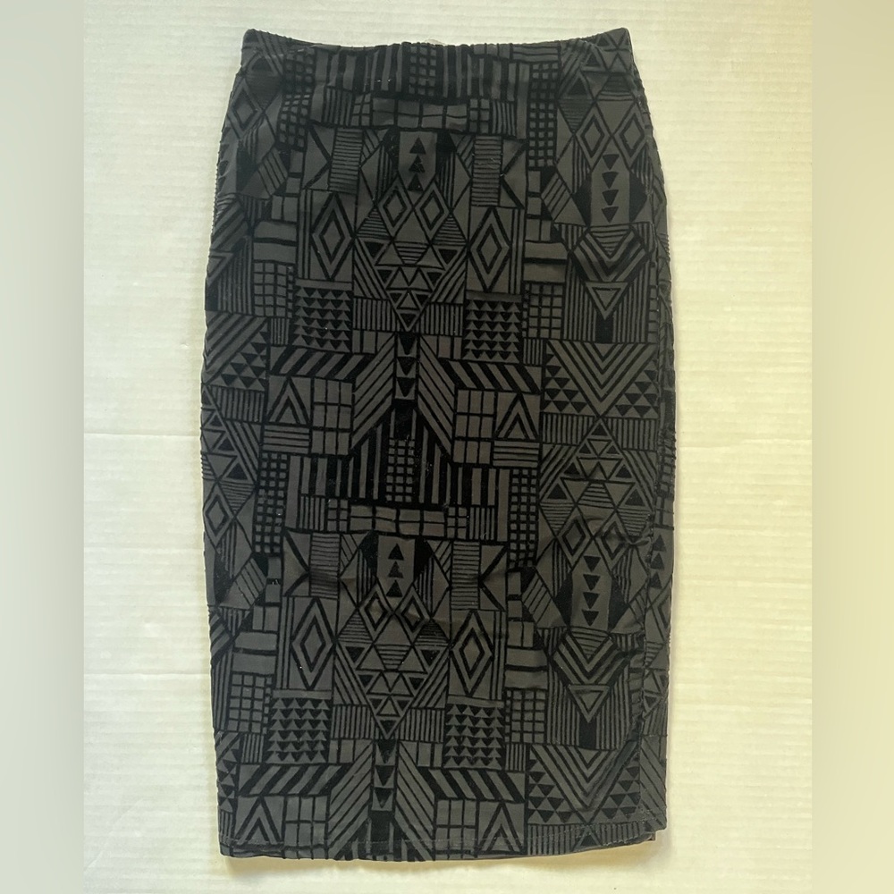 Sans Souci velvet burn-out geometric pattern skirt midi length fitted XS